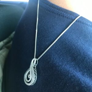 ISO necklace exactly like this to replace one that was stolen.